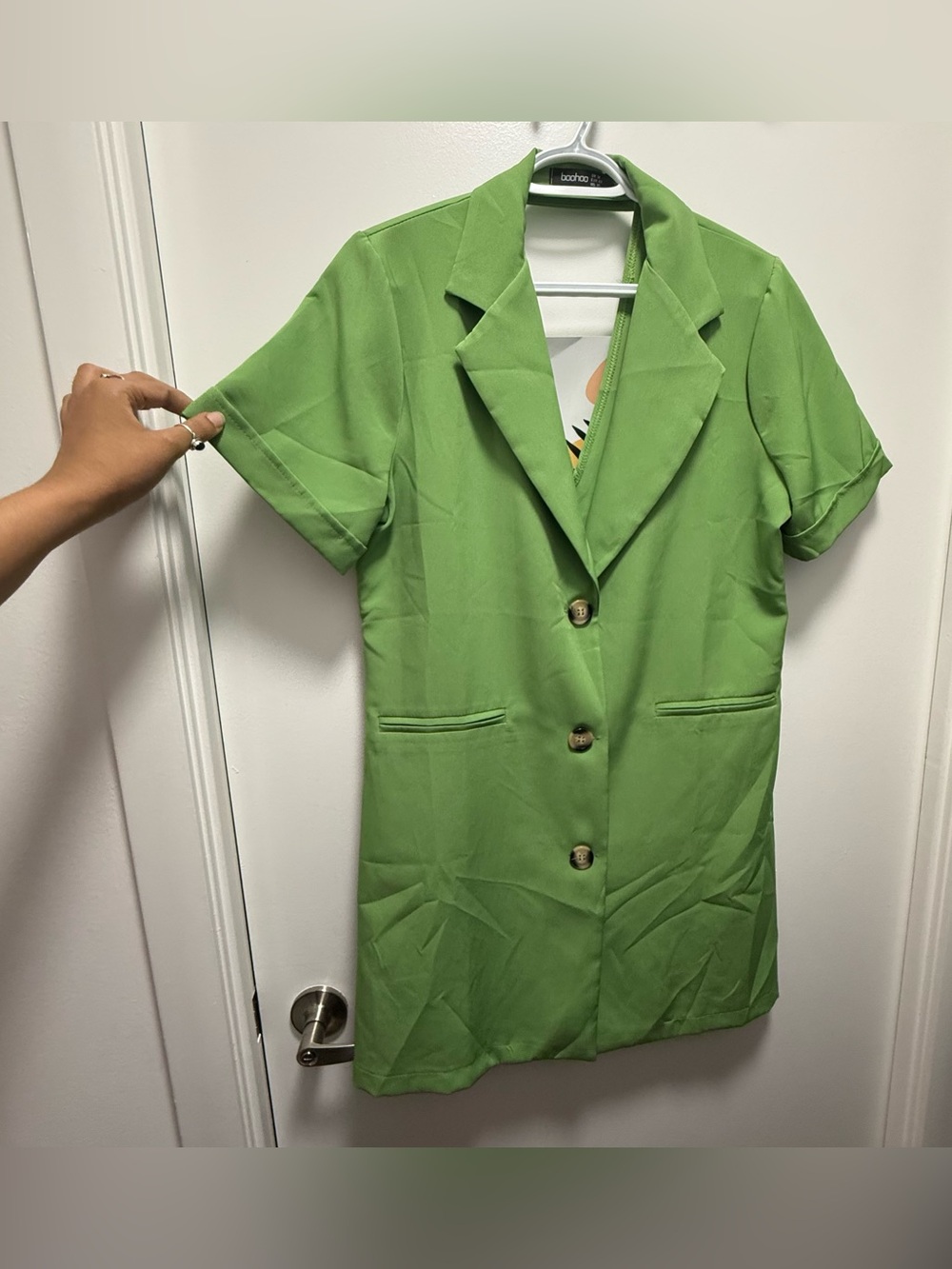 Boohoo Made in Italy Green Cutout Back Short Sleeve Blazer Dress